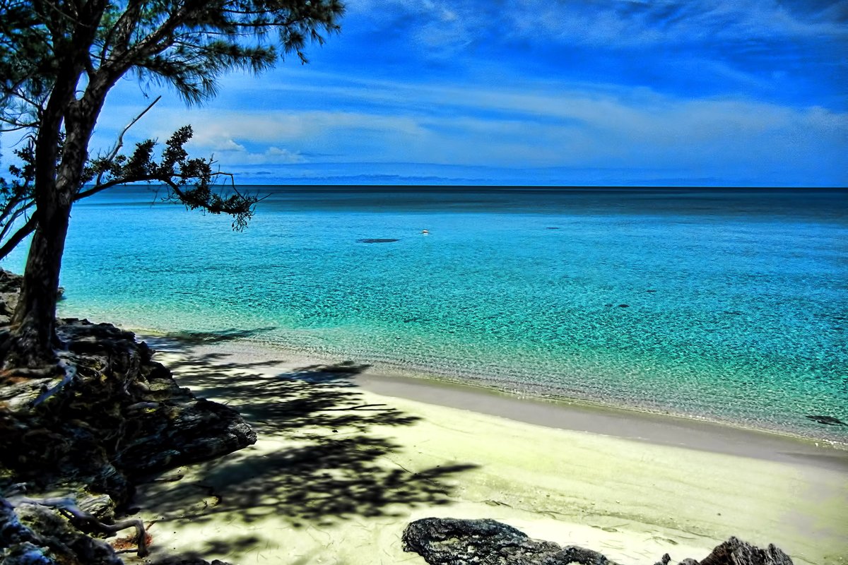 Surfers Beach (Eleuthera)